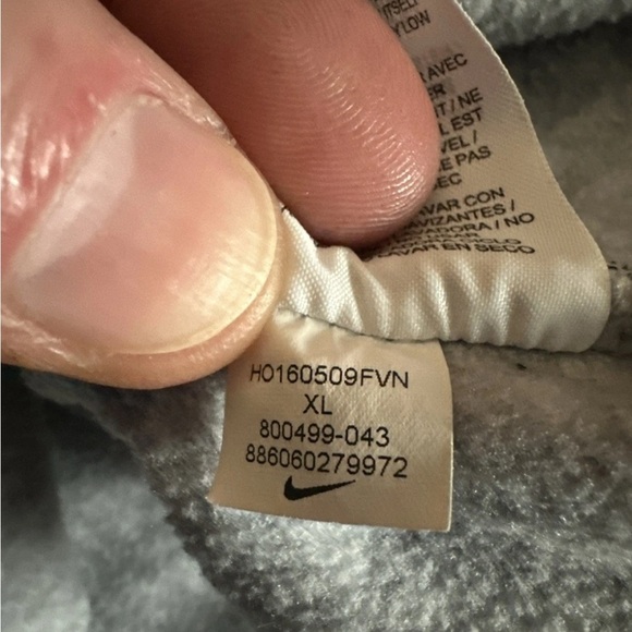 Nike Dri Fit Men’s XL Black White Noise Hooded Swoosh Sweatshirt  800499-043 - Picture 5 of 9